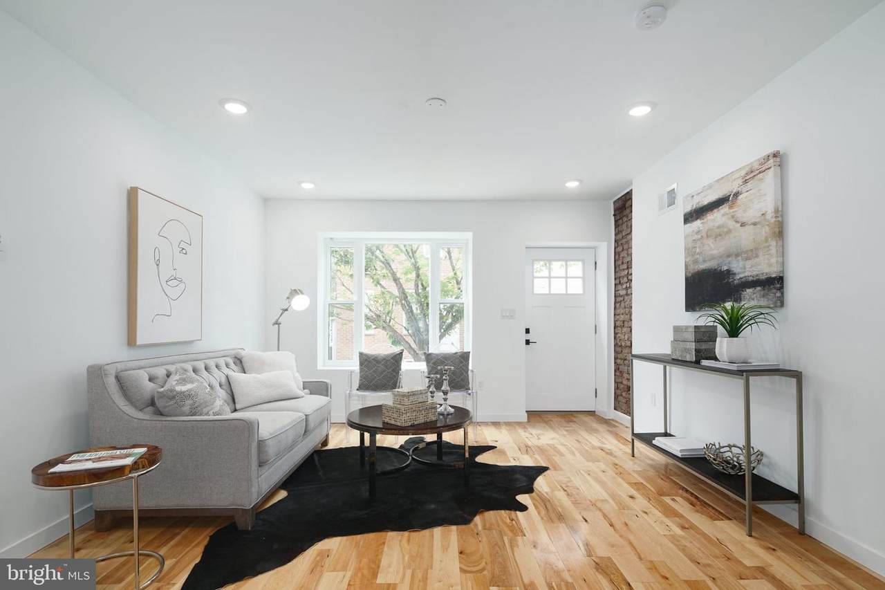 711 Dudley Street - Photo 1
