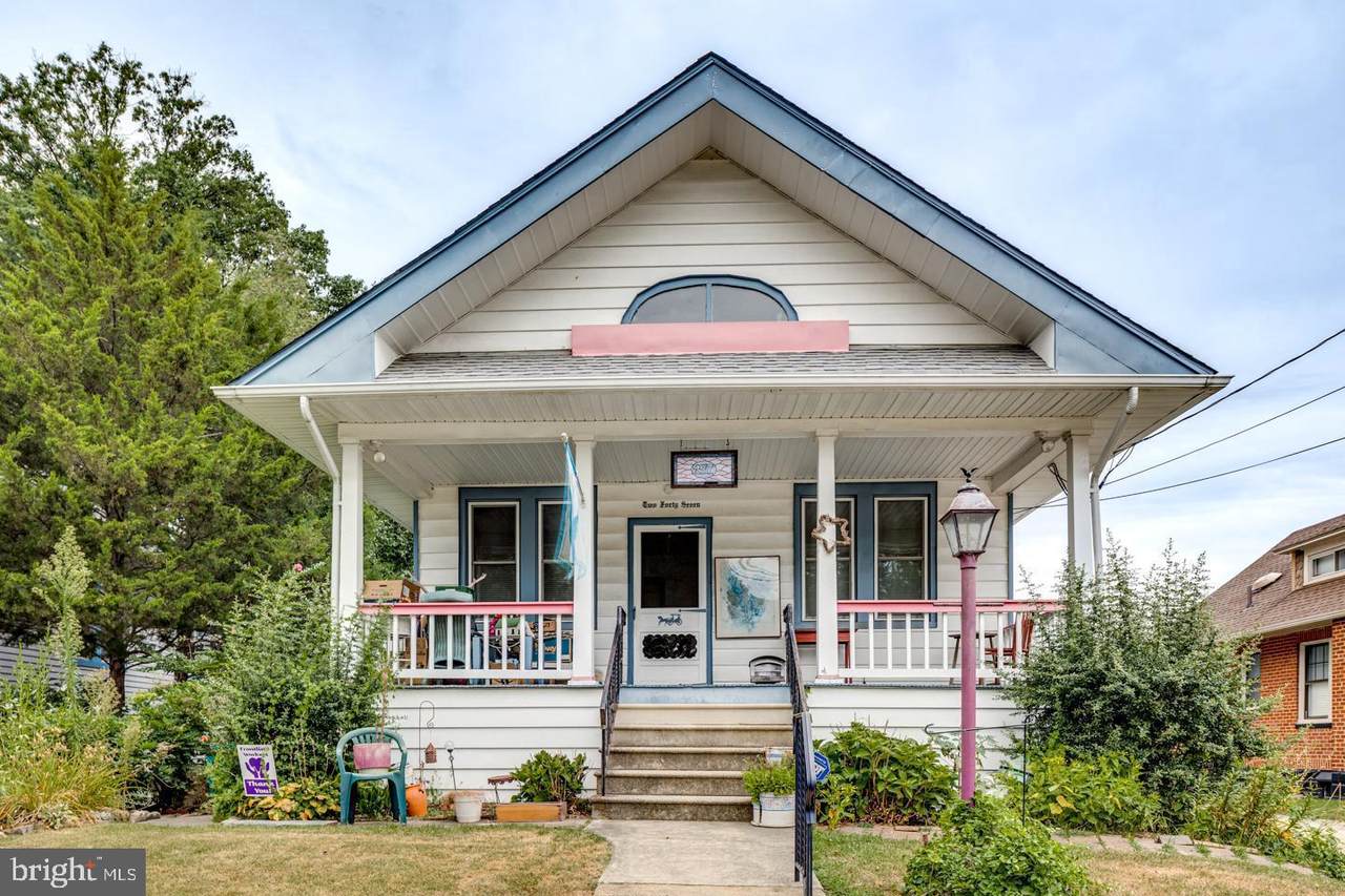 247 Walnut Street - Photo 1