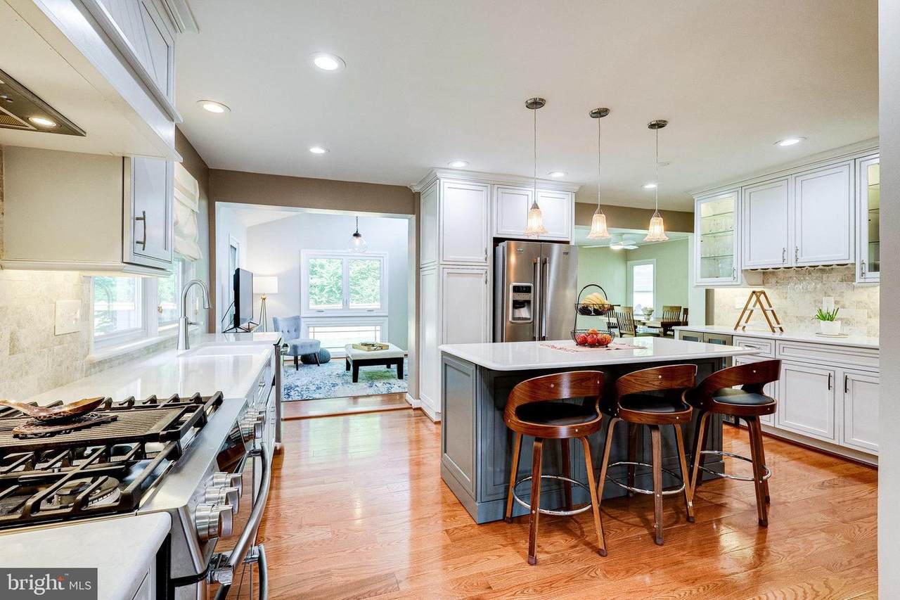 6414 Fort Hunt Road - Photo 1