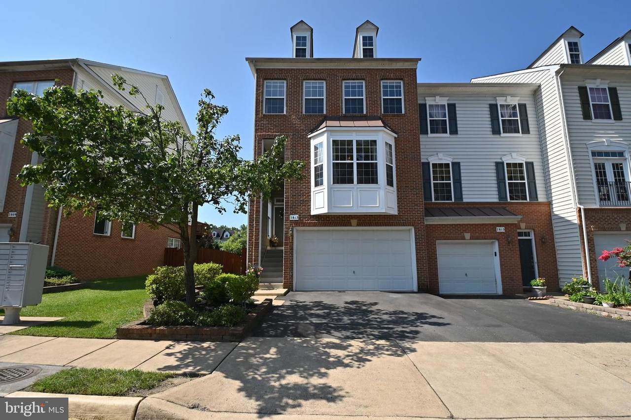 7813 Locust Leaf Lane - Photo 1