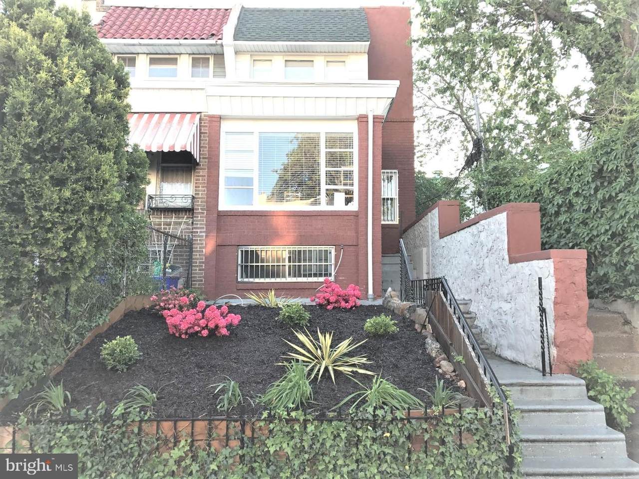 240 Saint Bernard Street - Photo 1