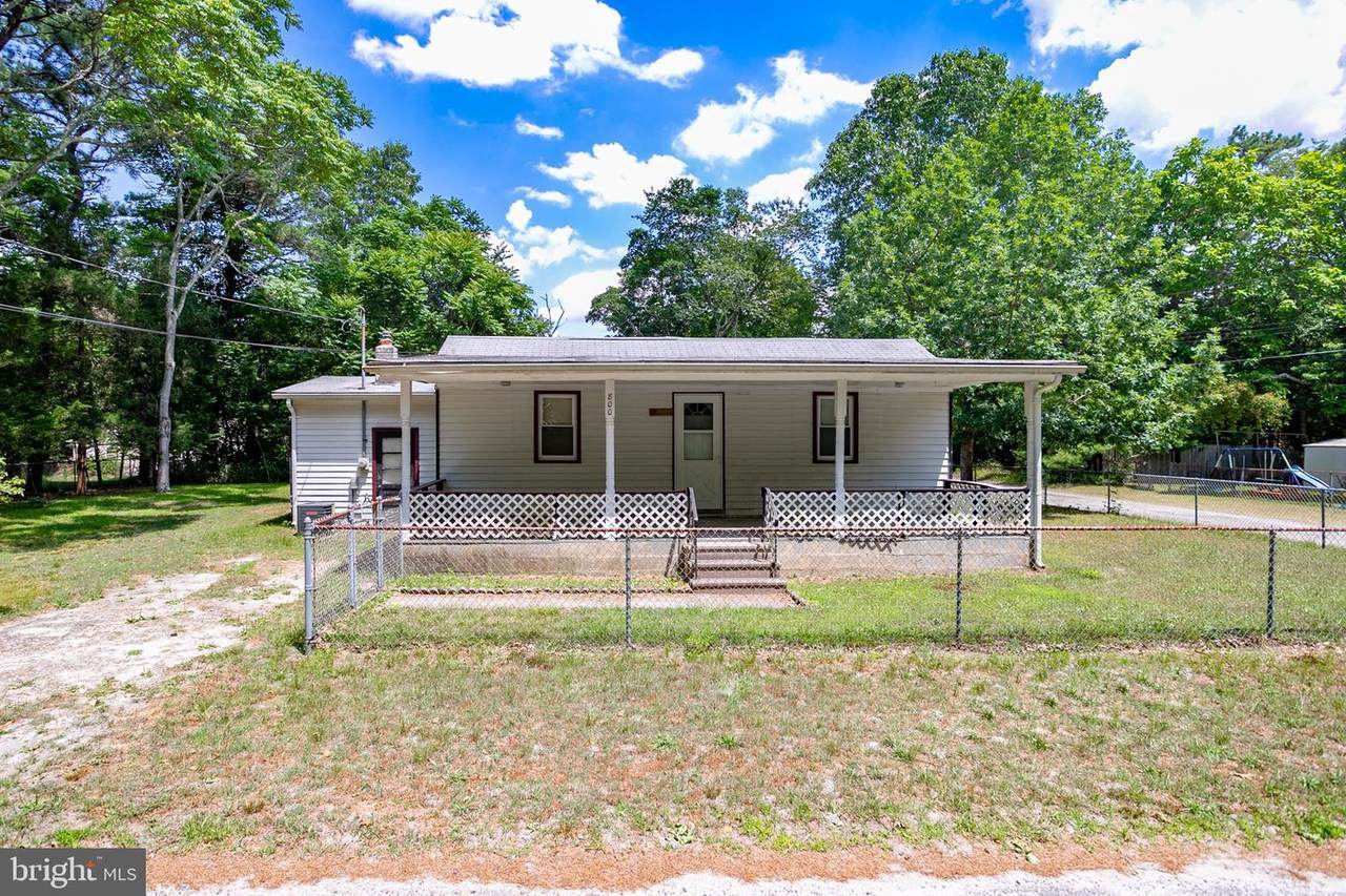 800 Lupin Street - Photo 1