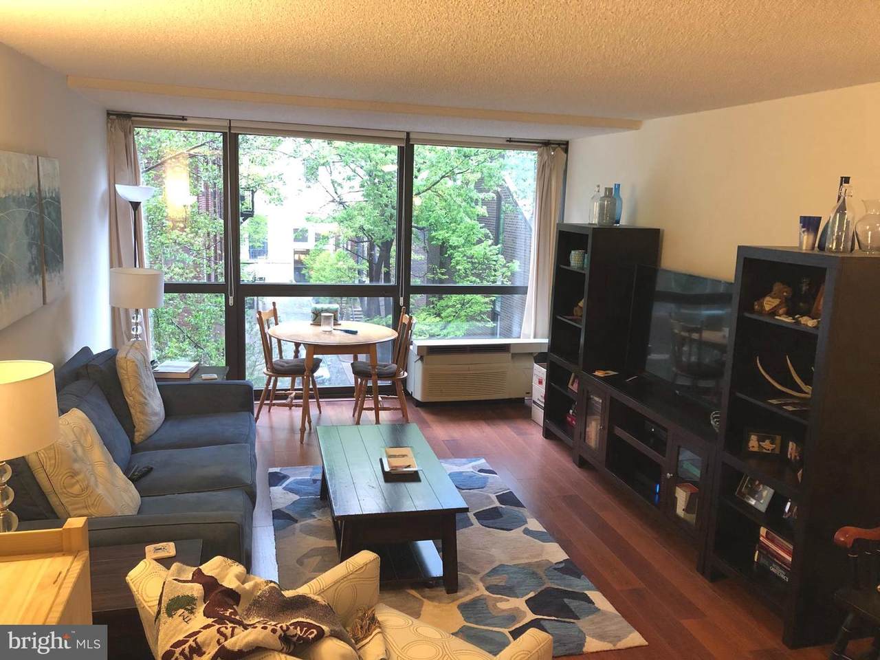 233 6TH Street - Photo 1