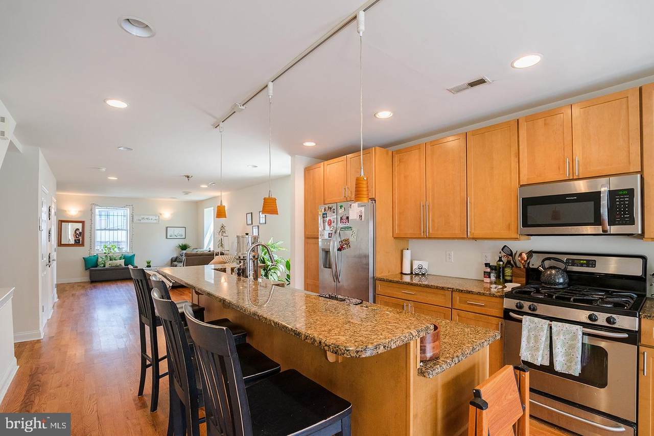 2534 Grays Ferry Avenue - Photo 1