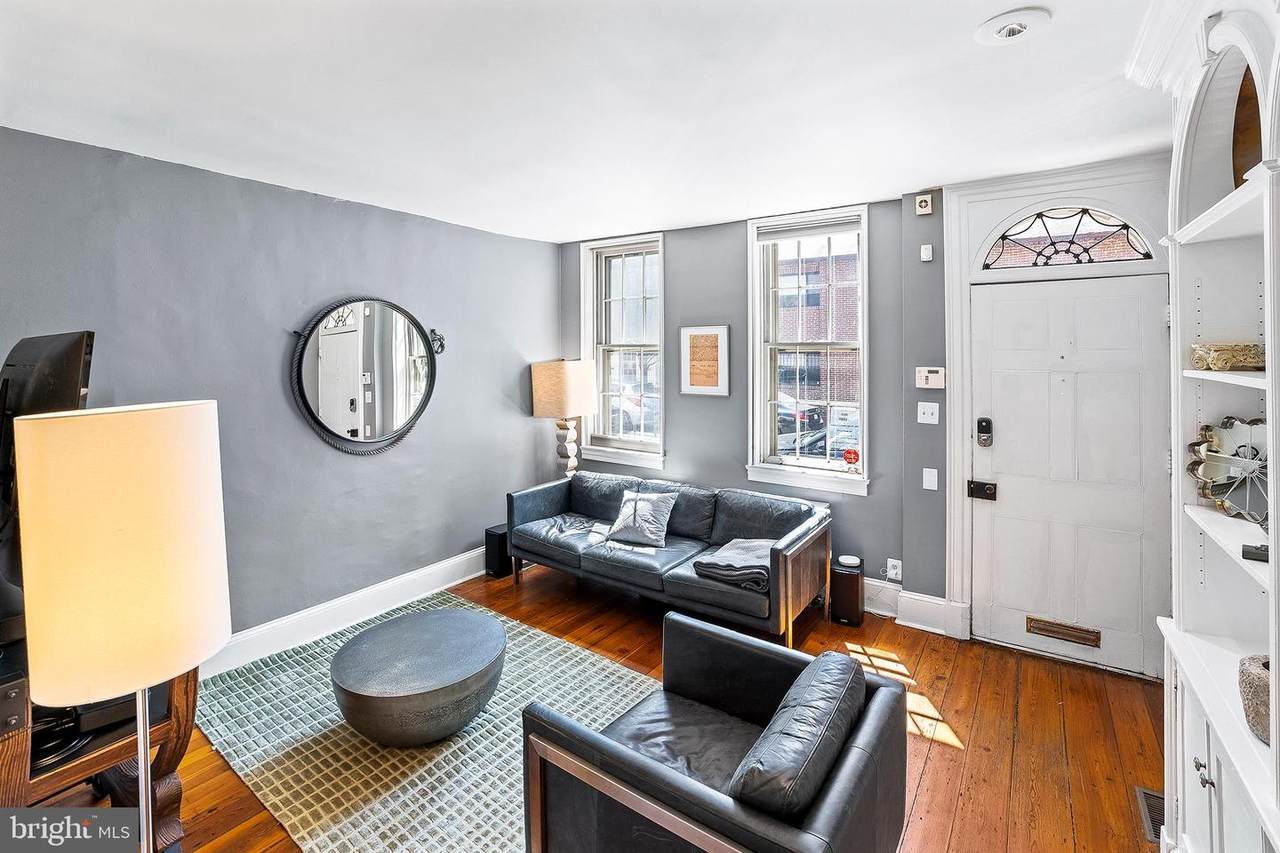337 6TH Street - Photo 1