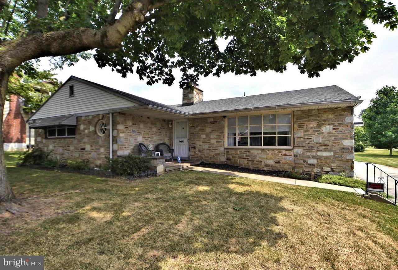 204 Walnut Street - Photo 1