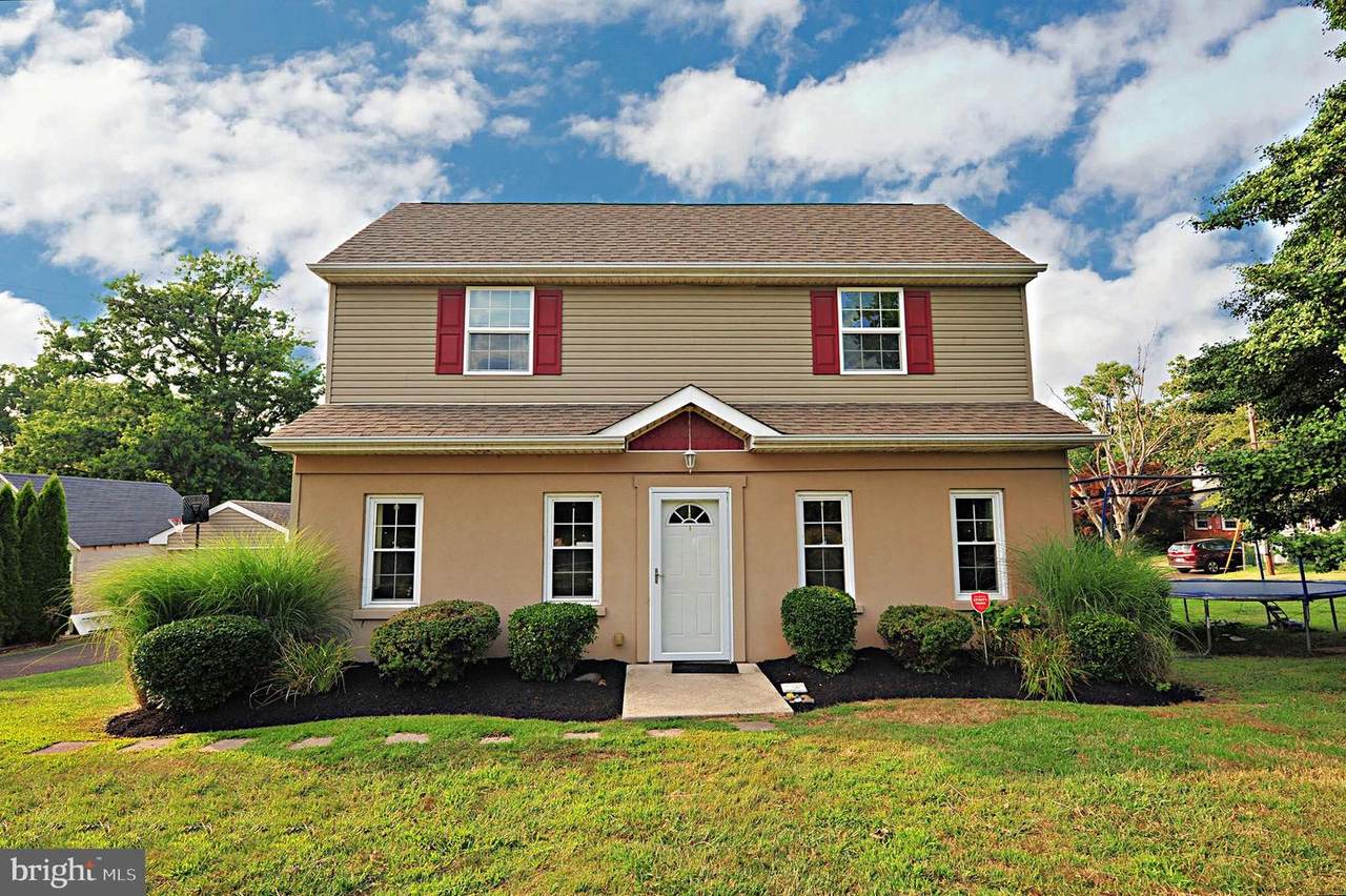 1509 Brownsville Road - Photo 1