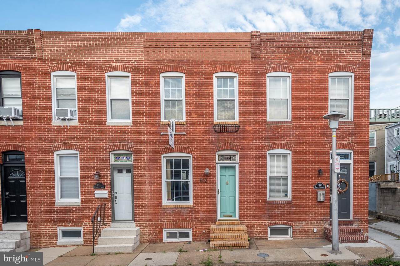 1102 Robinson Street - Photo 1