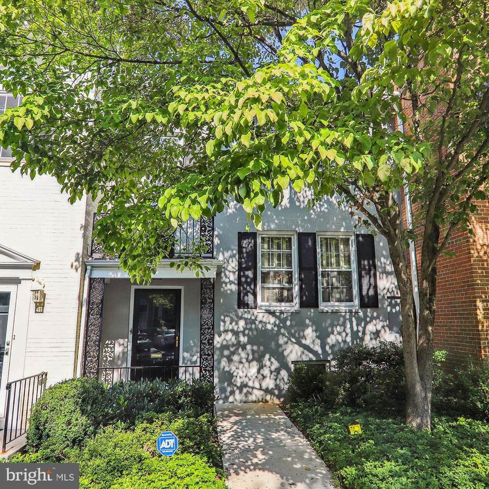 3587 Hamlet Place - Photo 1