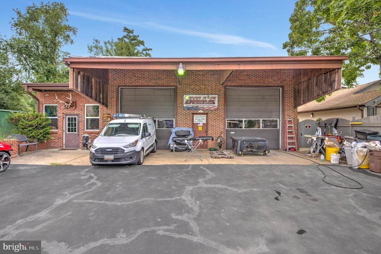 421 Main - Photo 1