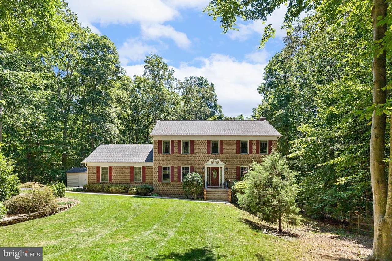 8241 Honeysuckle Road - Photo 1