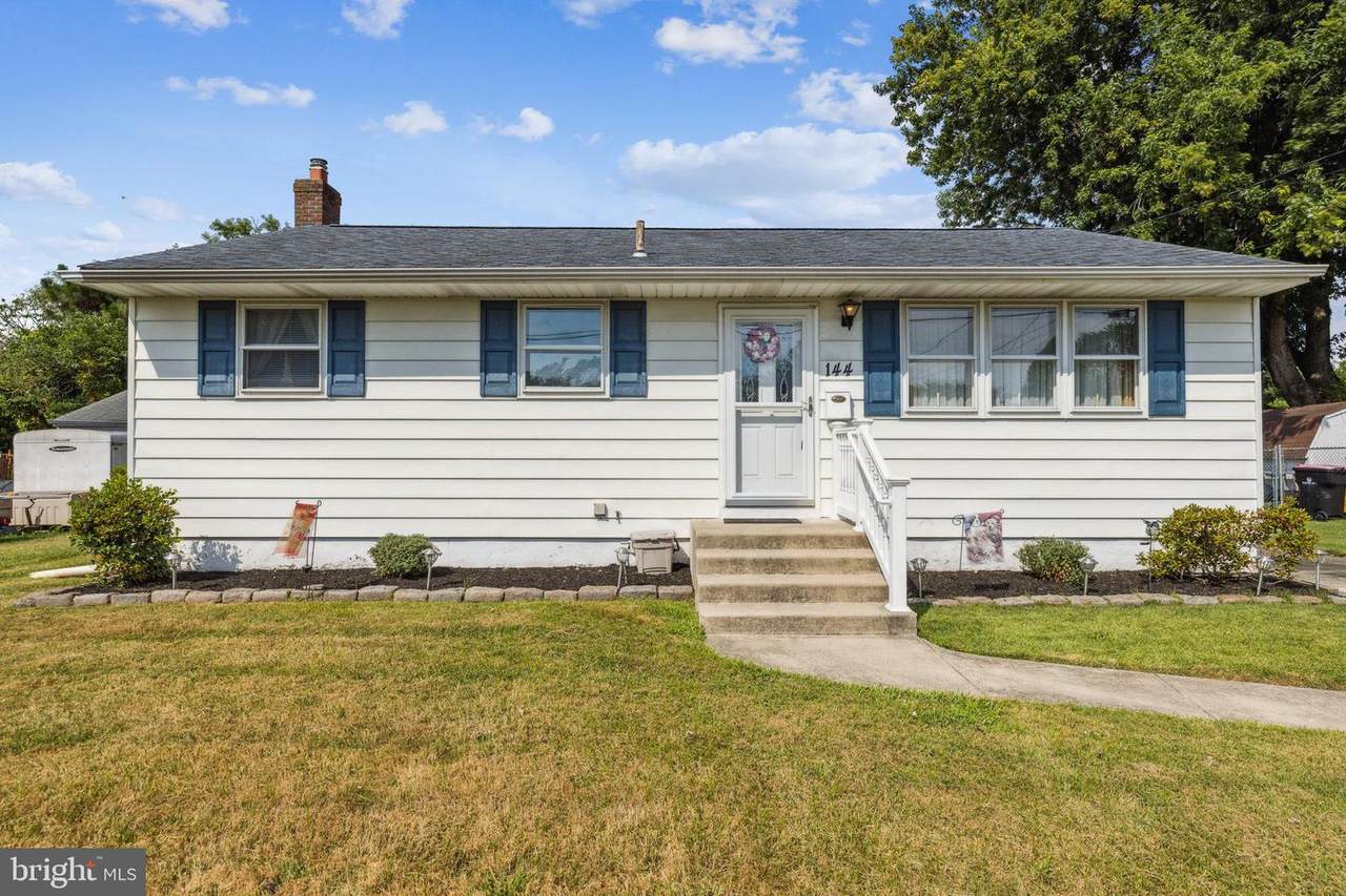 144 Trinity Avenue - Photo 1