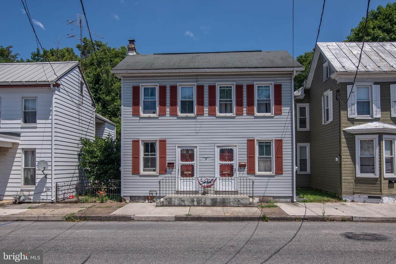 211 York Street - Photo 1