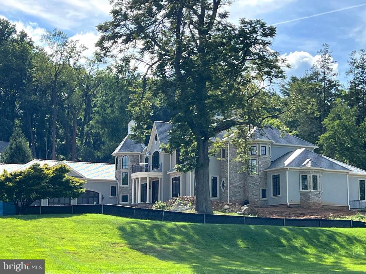 1861 Circle Road - Photo 1