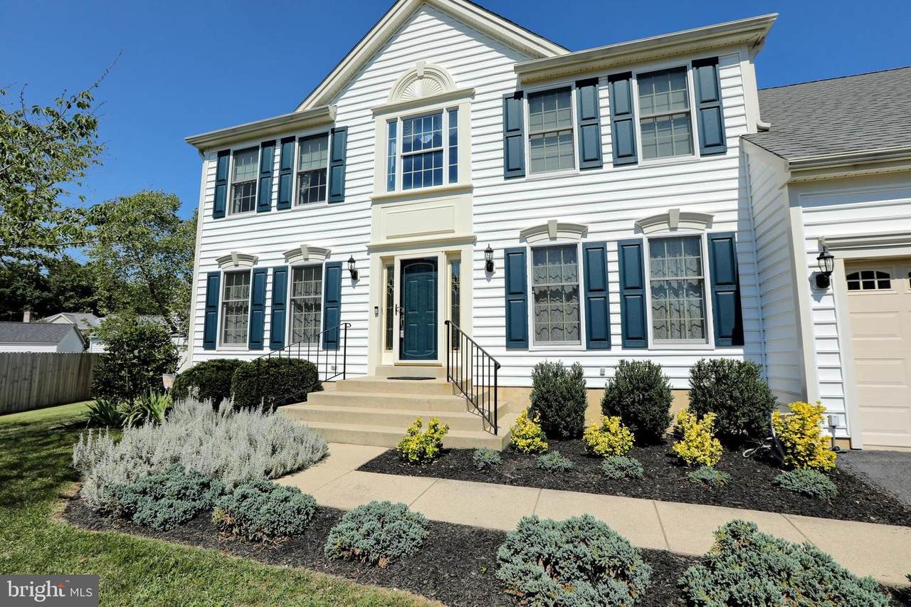 2700 Whistling Court - Photo 1