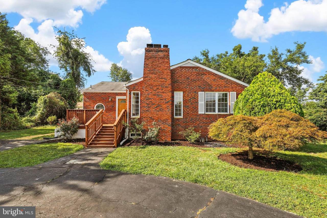 6343 Hillcrest Place - Photo 1