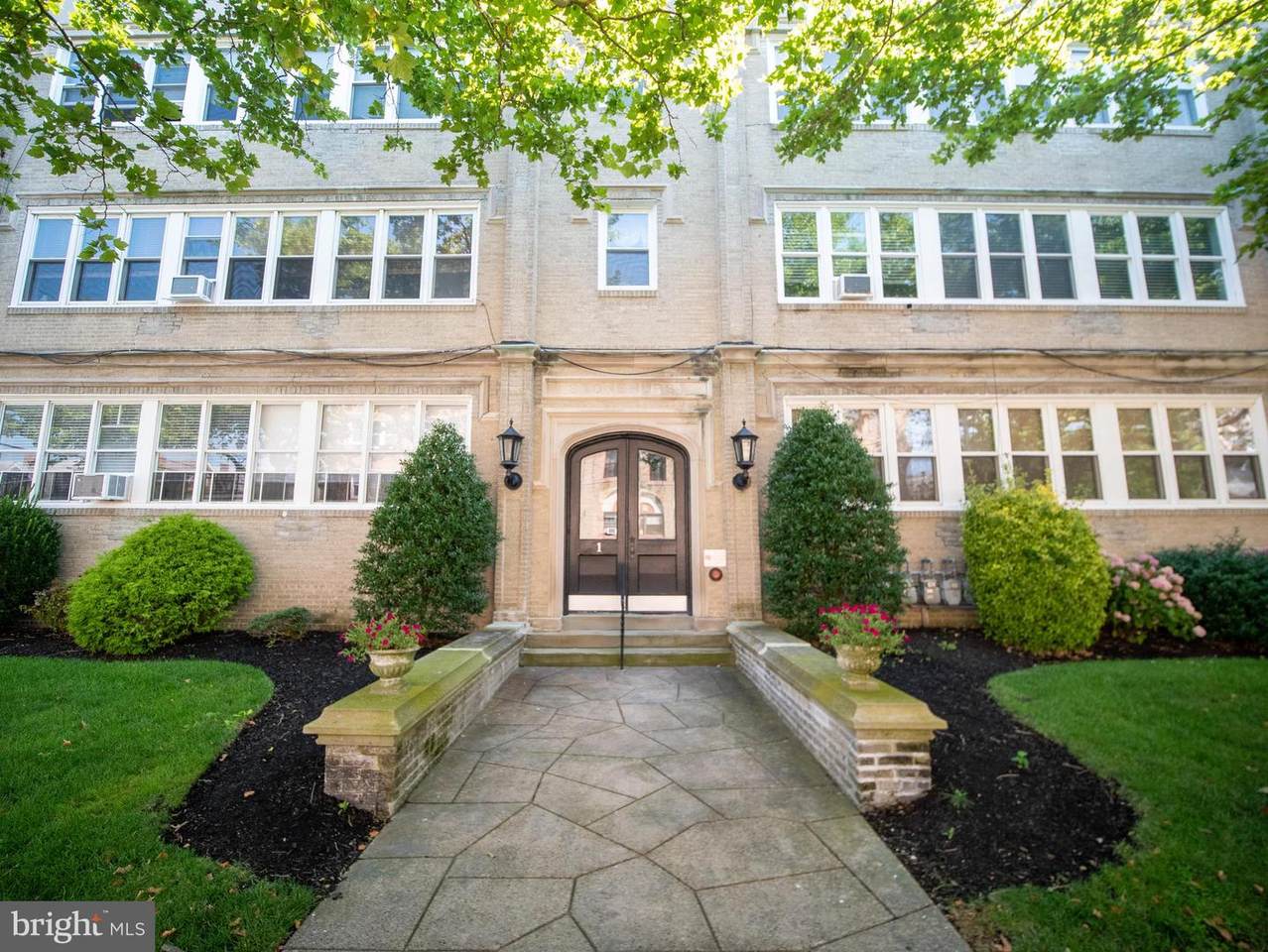 1 Bartram Avenue - Photo 1