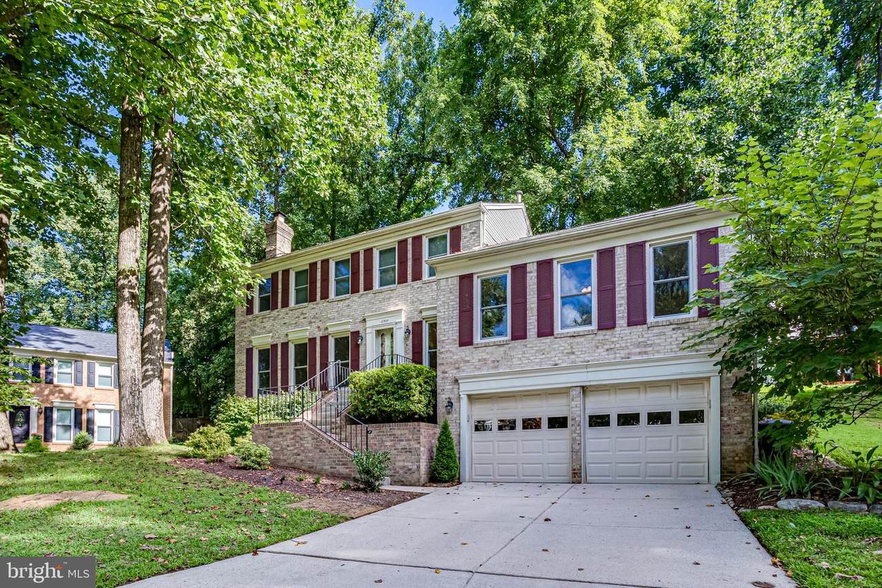 11300 Classical Lane - Photo 1