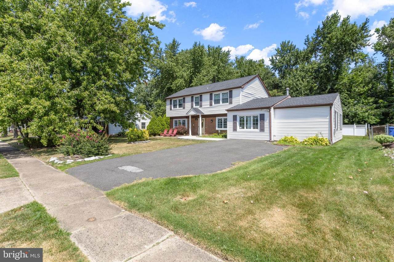 97 Genesee Lane - Photo 1