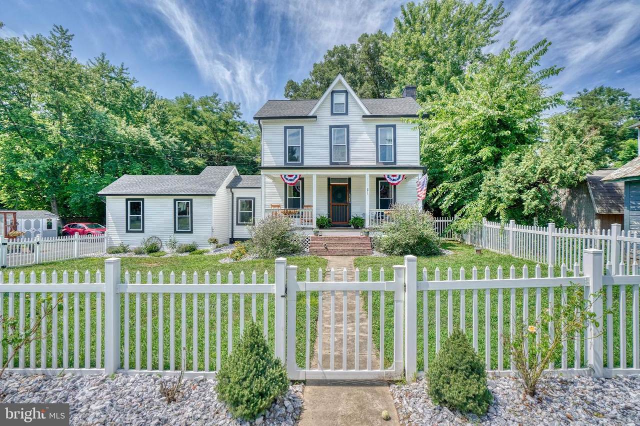 4380 Bark Hill Road - Photo 1