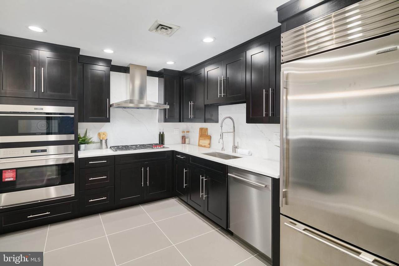 211-25 4TH Street - Photo 1