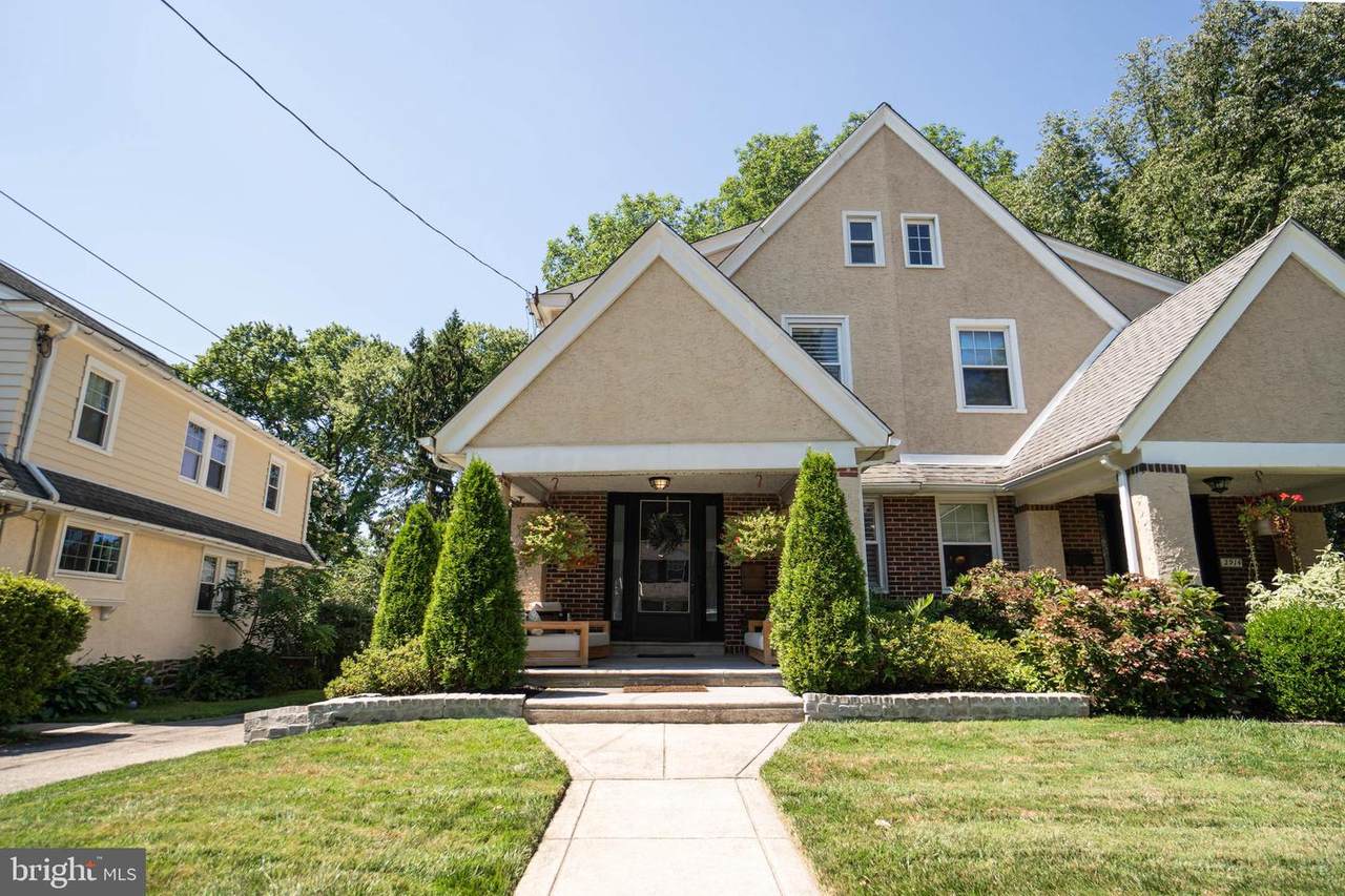 2912 Mapleshade Road - Photo 1