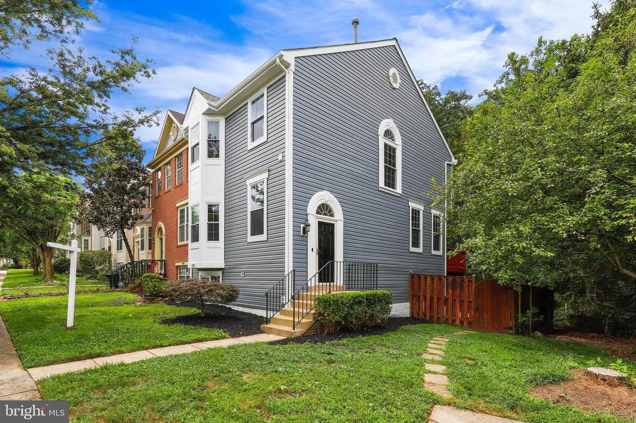 47587 Comer Square - Photo 1