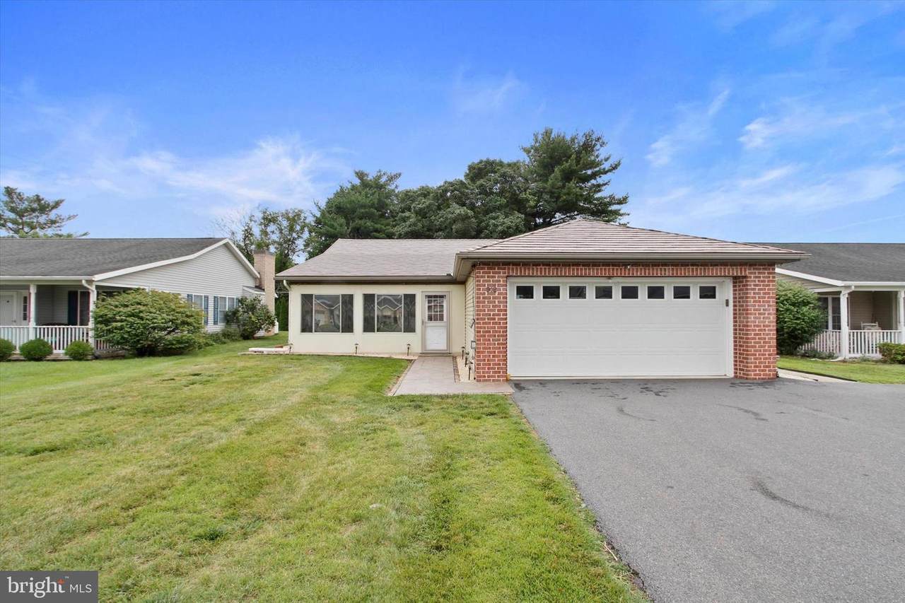 912 Geyer Drive - Photo 1