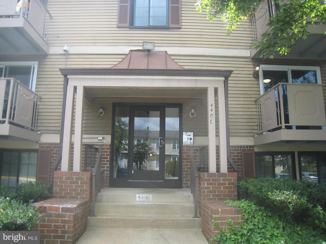 4400-E Groombridge Way - Photo 1