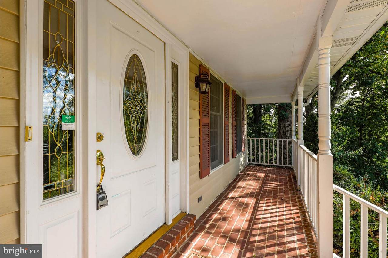 32 Talbott Avenue - Photo 1