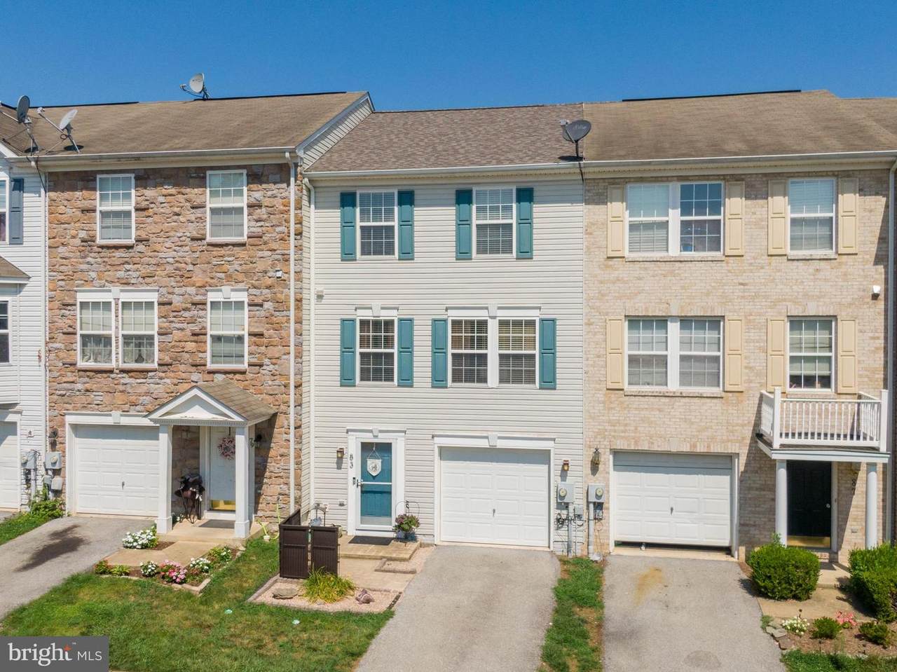 83 Dunlap Drive - Photo 1