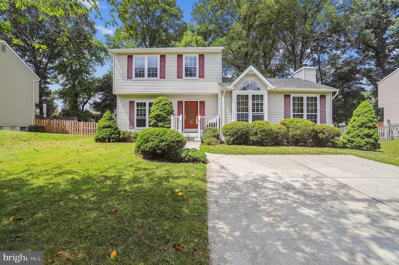 7942 Farmingdale Court - Photo 1