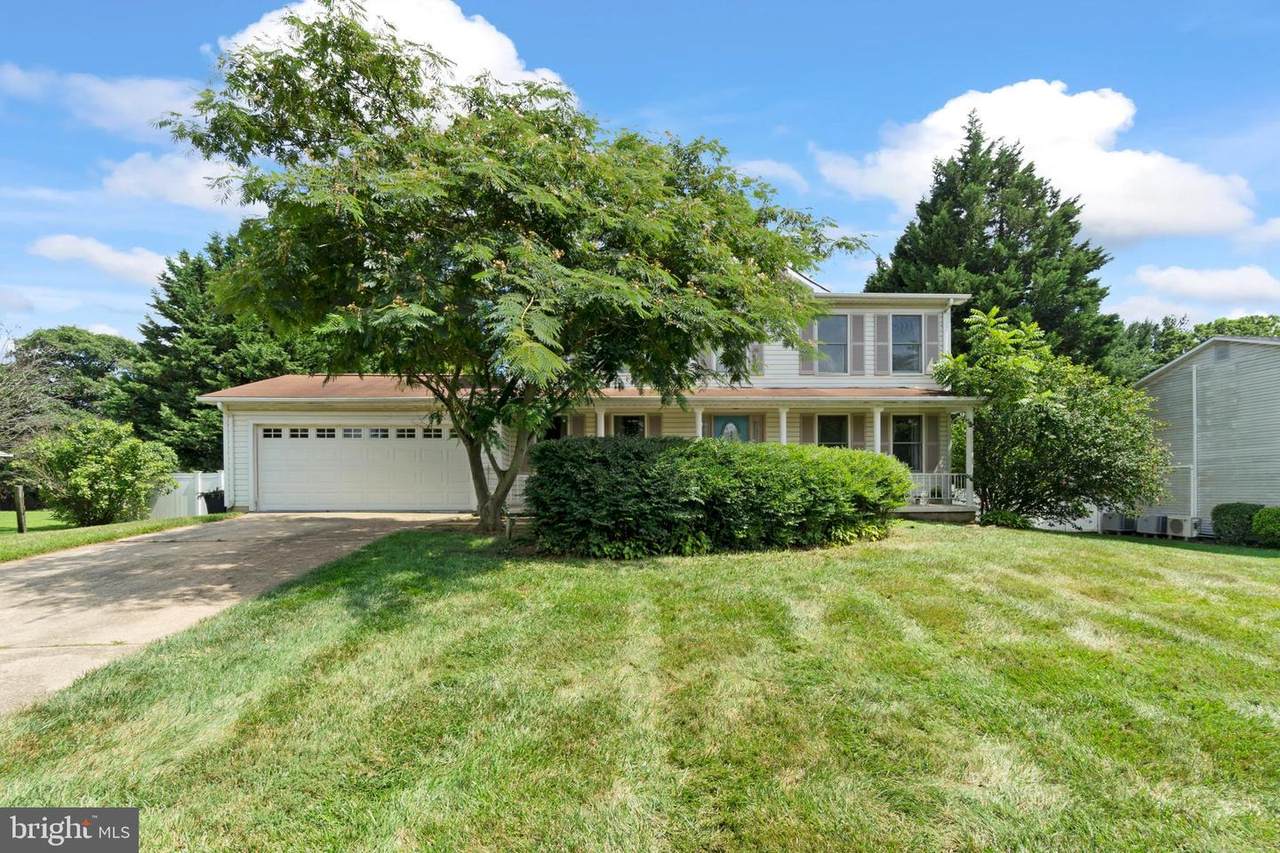 8671 Felsview Drive - Photo 1