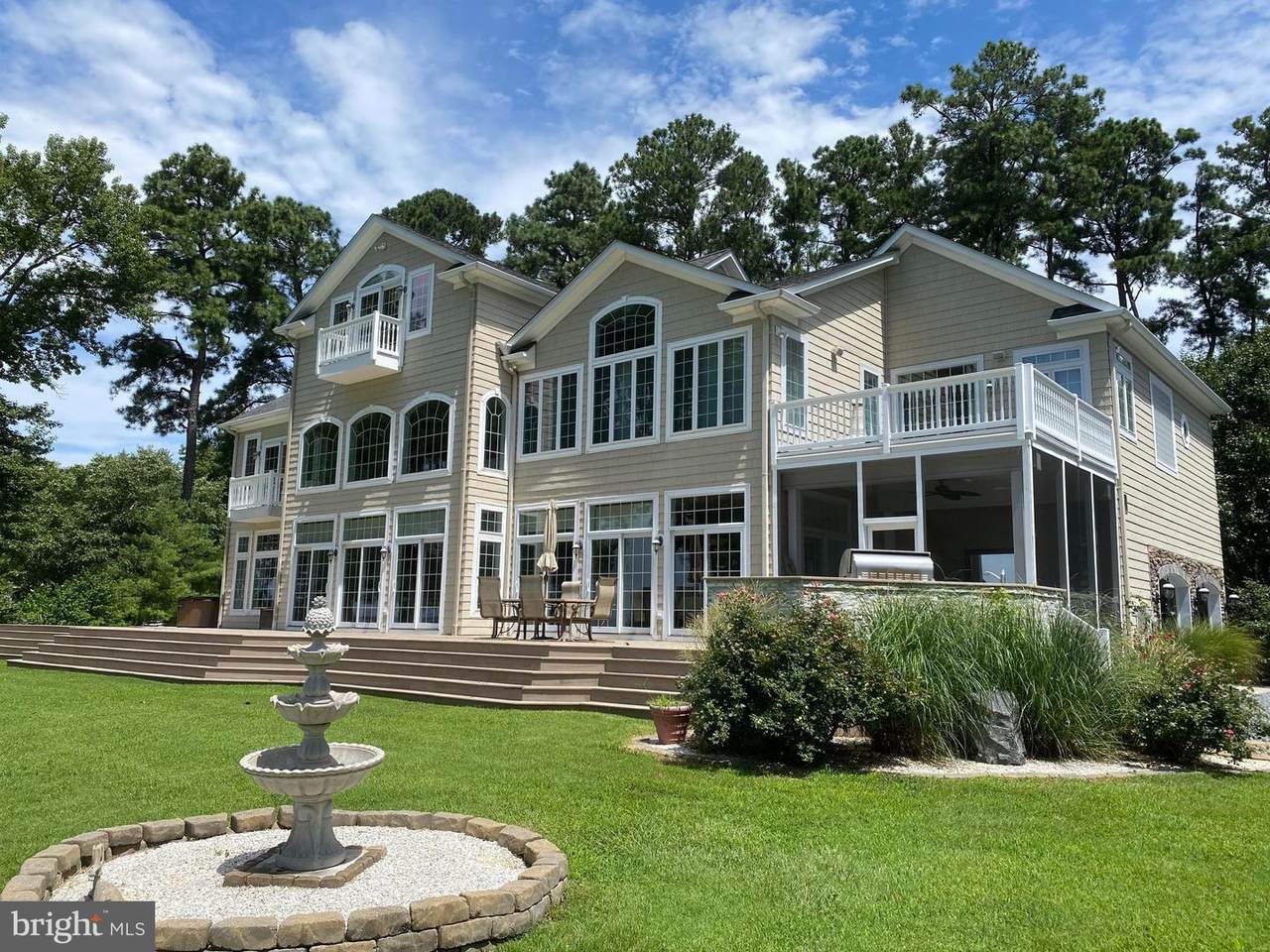 16105 Thomas Road - Photo 1