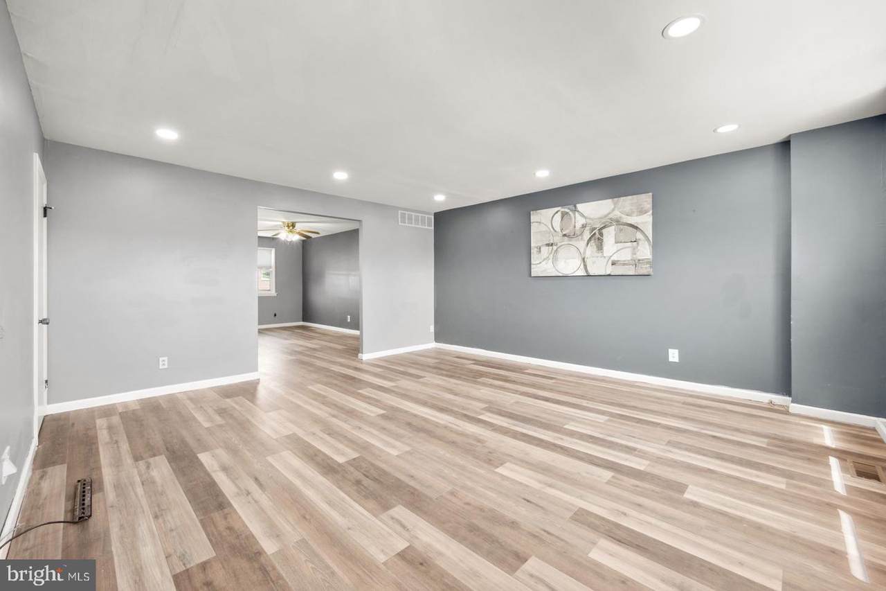 4218 Chalfont Place - Photo 1