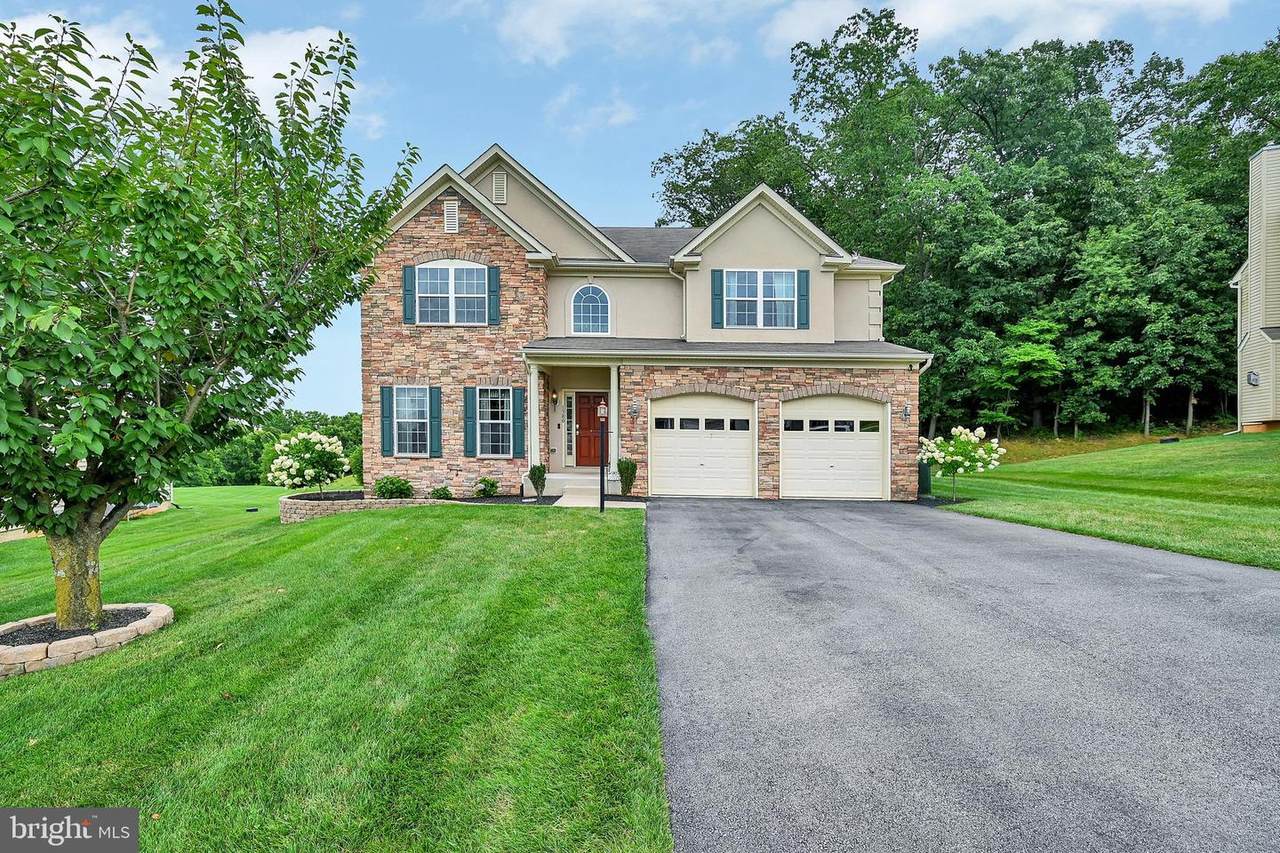 1380 Nugent Way - Photo 1