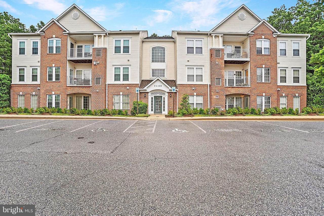 2408 Chestnut Terrace Court - Photo 1