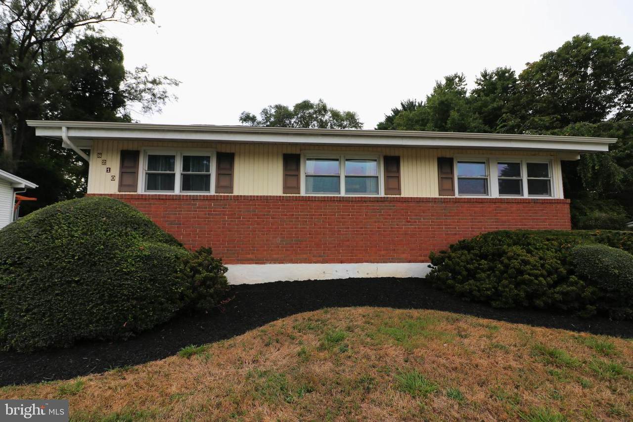8210 Arrowhead Road - Photo 1