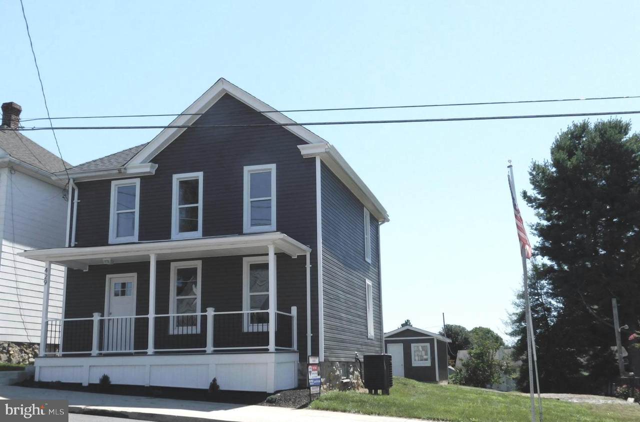 429 Fairview Avenue - Photo 1