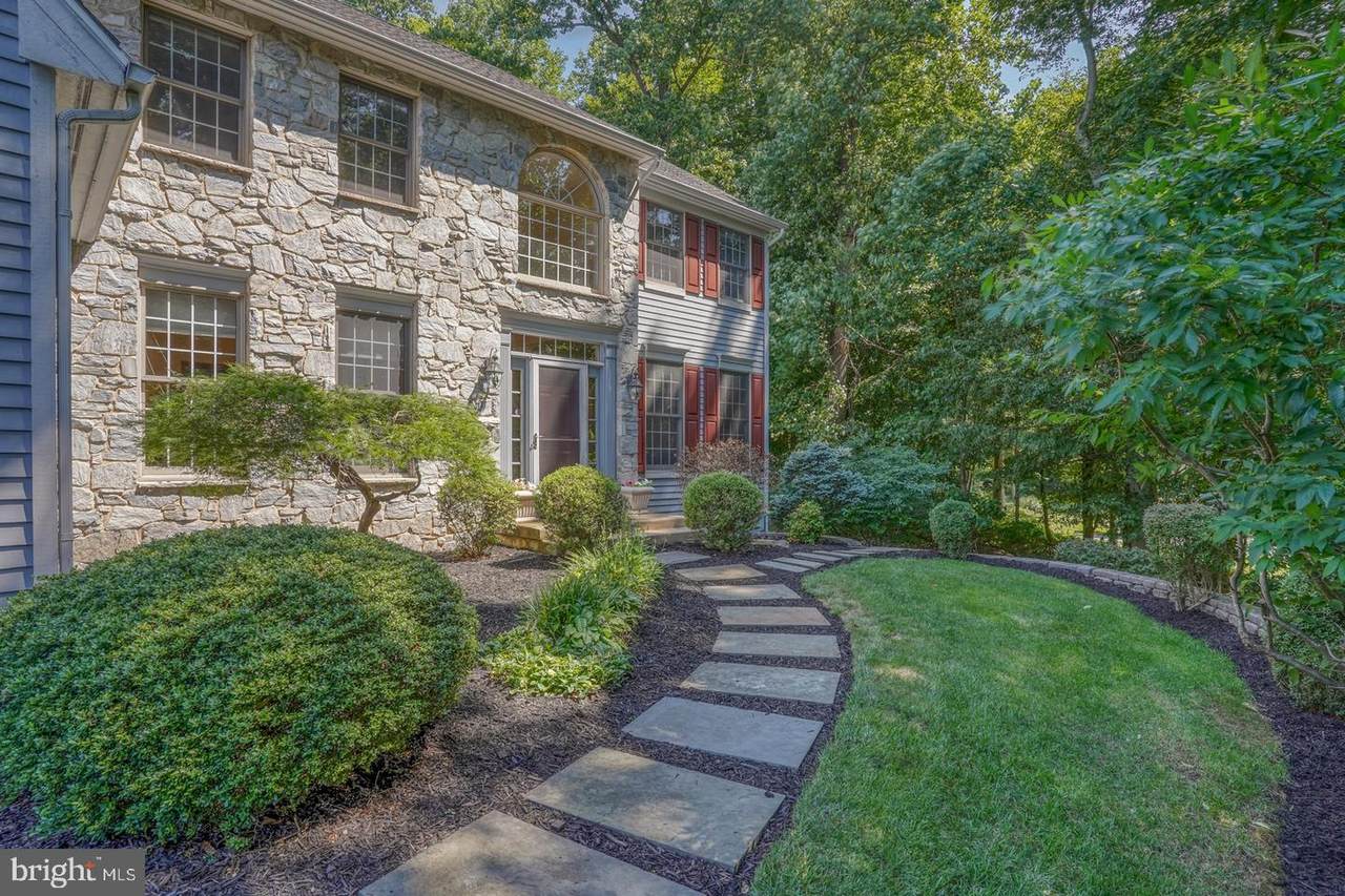 4010 Rosemont Drive - Photo 1