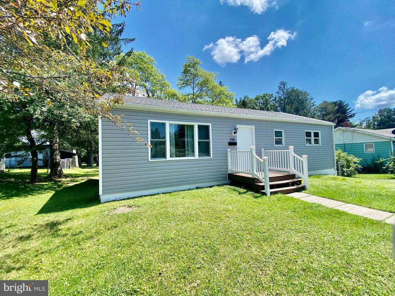 116 Oakhall Drive - Photo 1