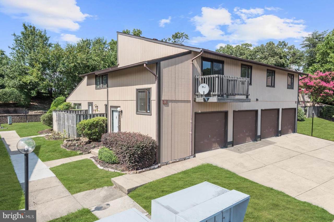 482 West Court - Photo 1