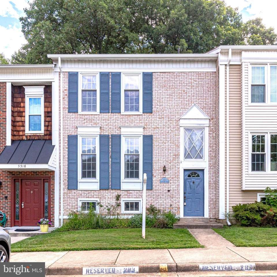 5520 Starboard Court - Photo 1