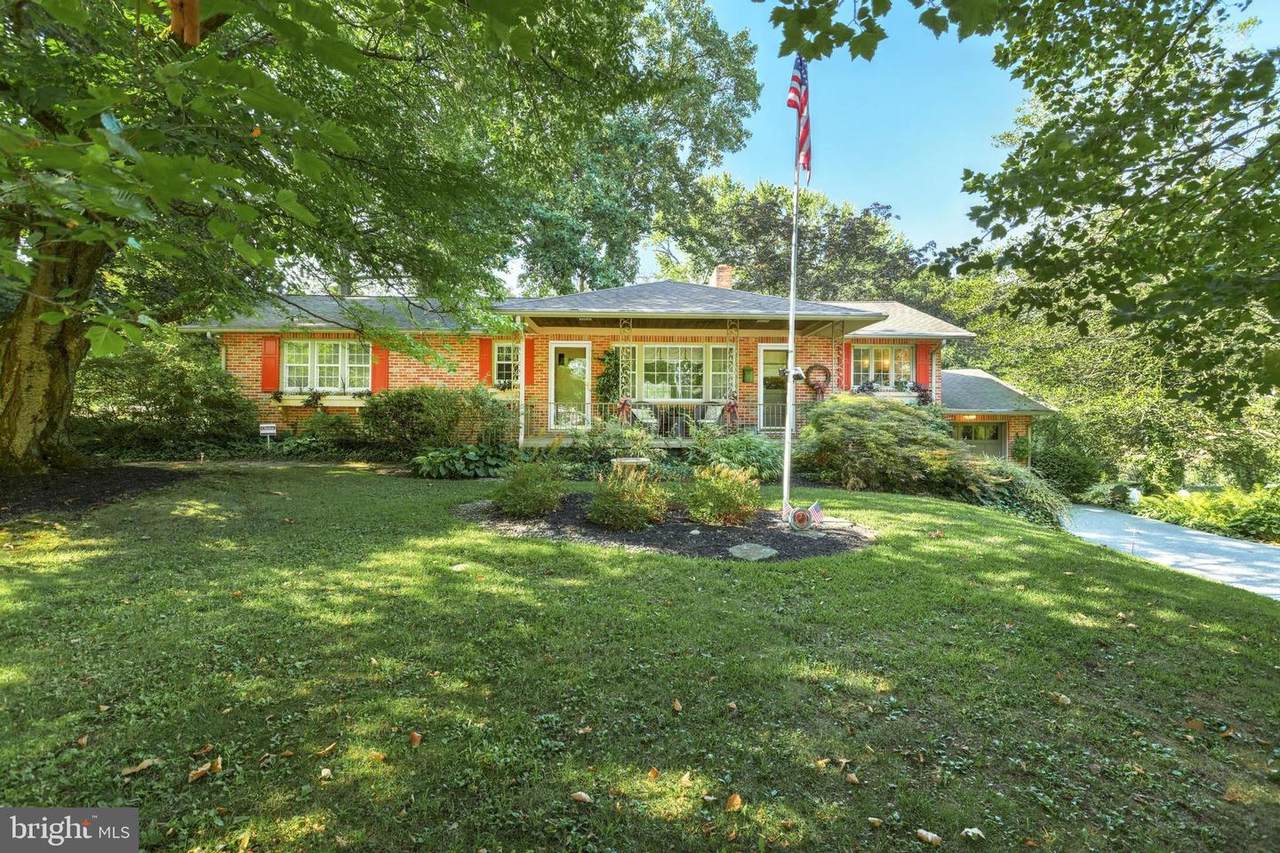 4044 Old Orchard Road - Photo 1