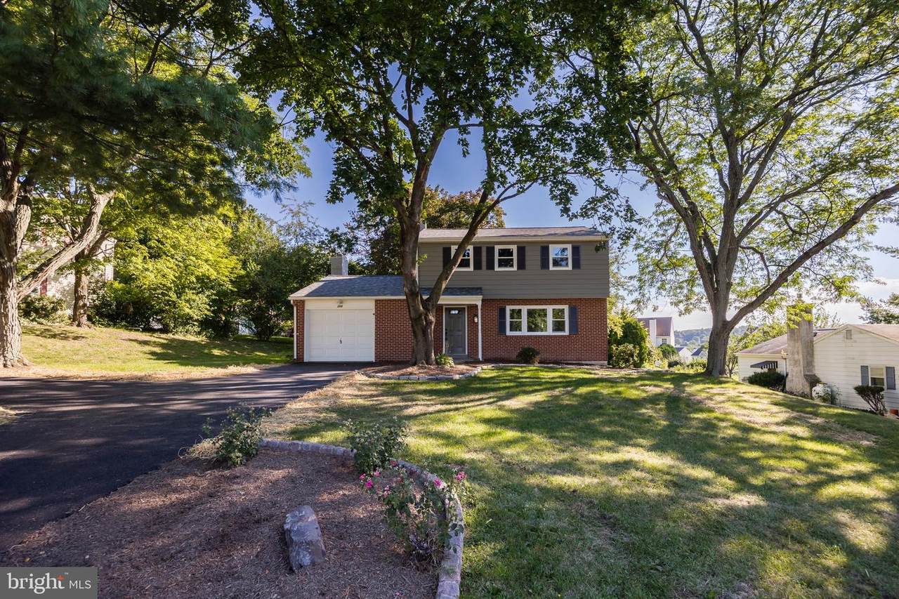 209 Mervine Street - Photo 1