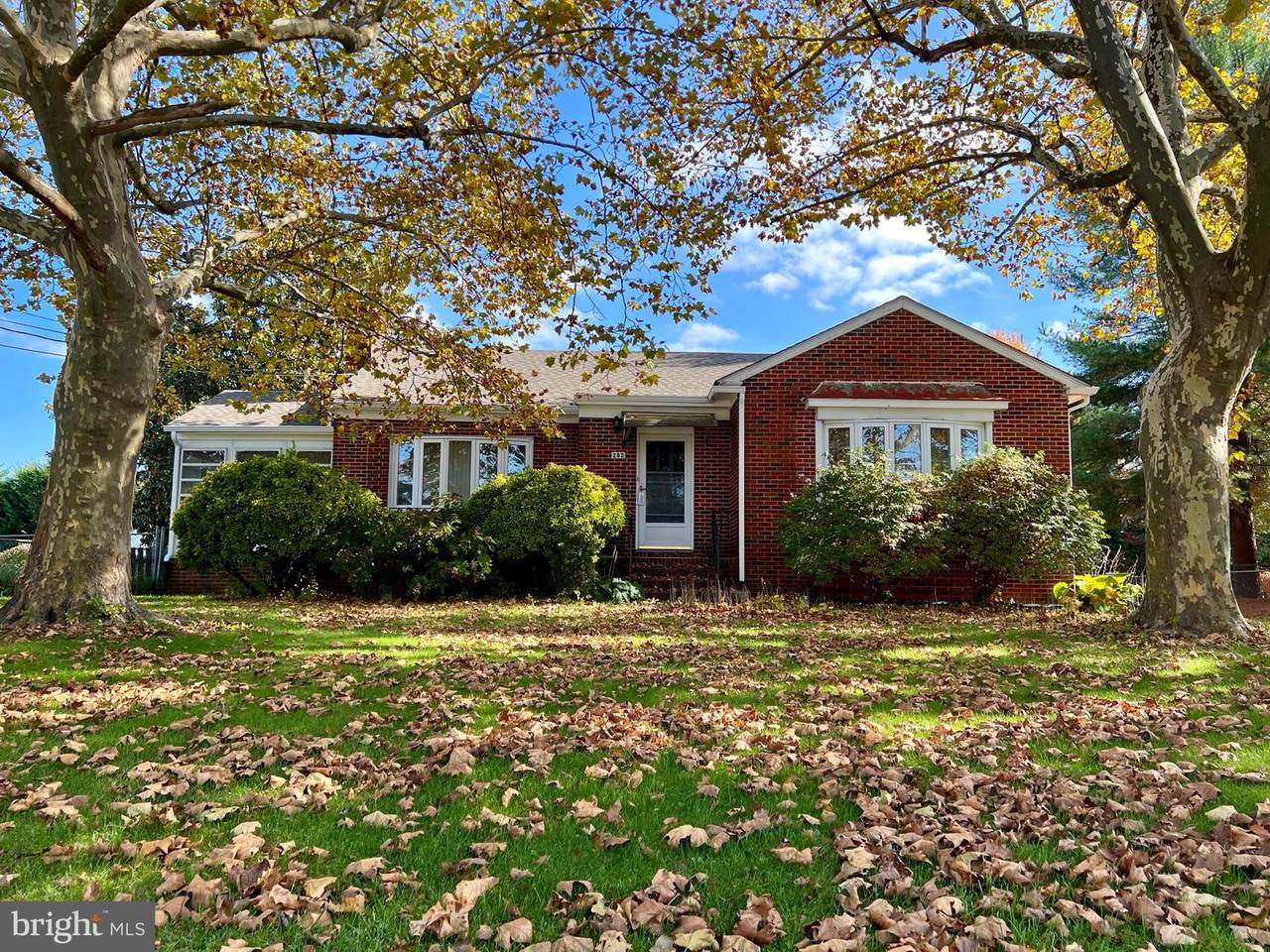 282 River Drive - Photo 1