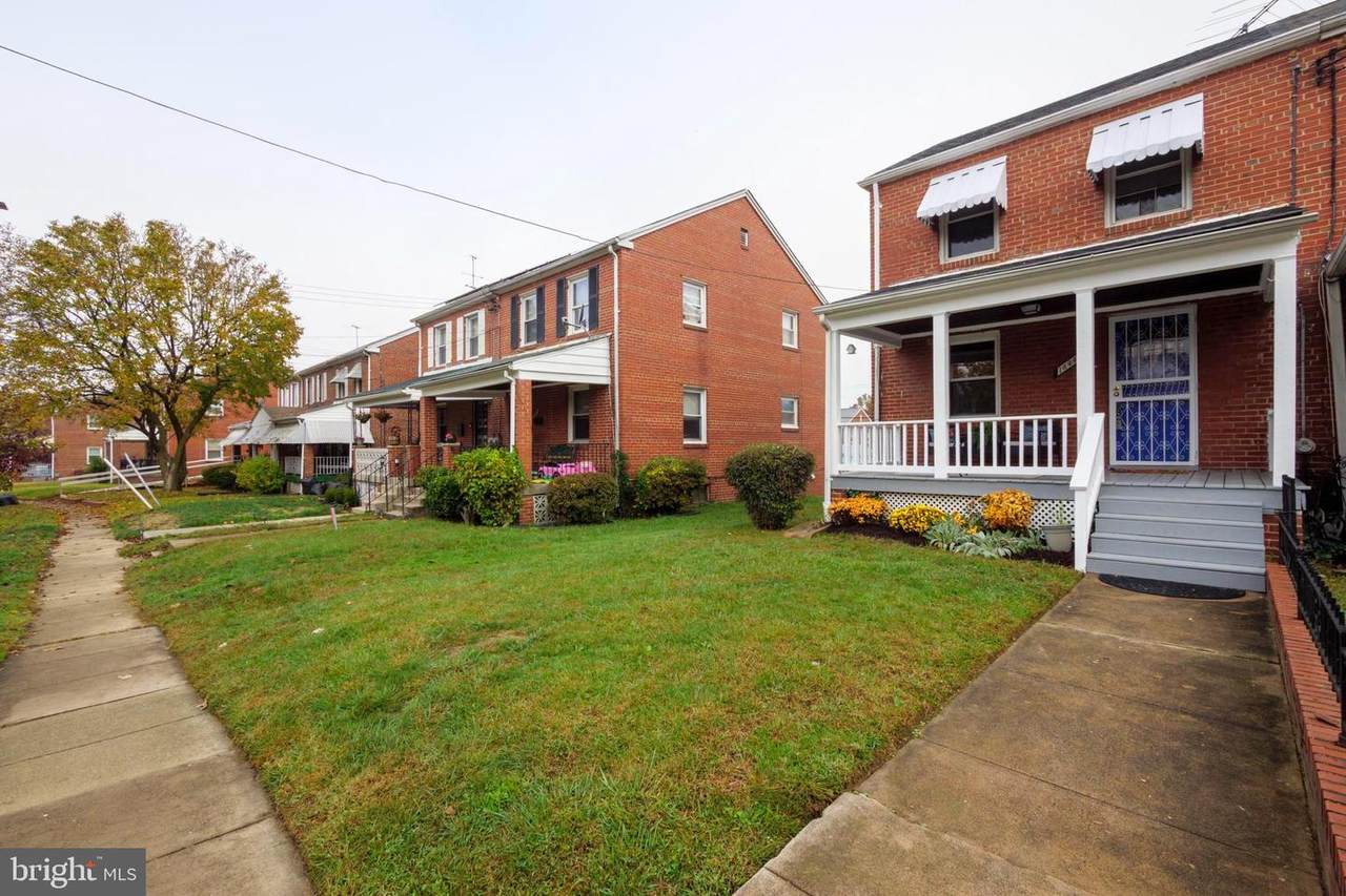 1844 T Street - Photo 1