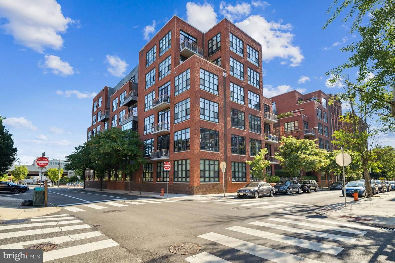 317 Vine Street - Photo 1