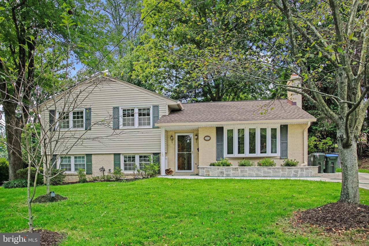 5205 Ravensworth Road - Photo 1