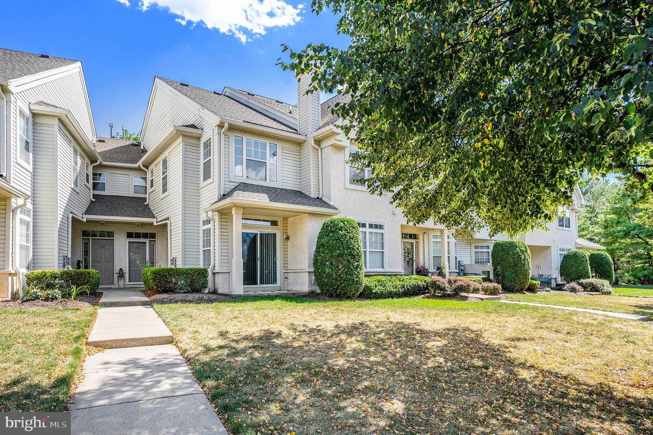 107 Dresher Woods Drive - Photo 1